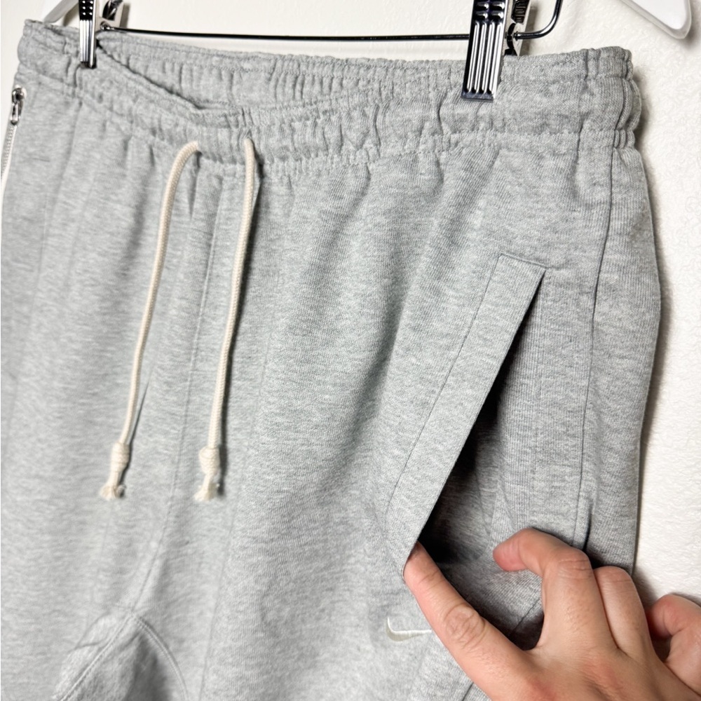 Nike Dri-FIT Standard Issue Joggers Pants Gray Mens Size XL - Picture 7 of 16